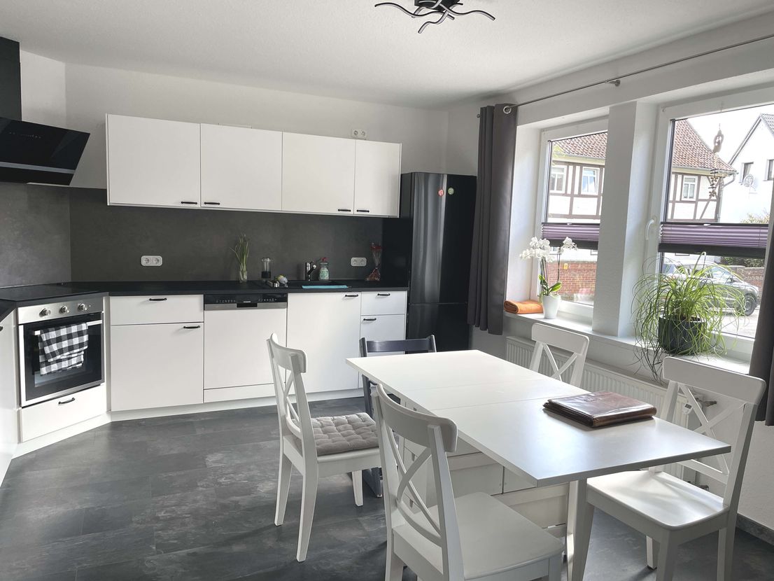Moderne K che EG Rechts moderne-k-che-eg-rechts